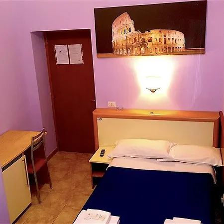 Casa de hóspedes Domus Aurora 3*